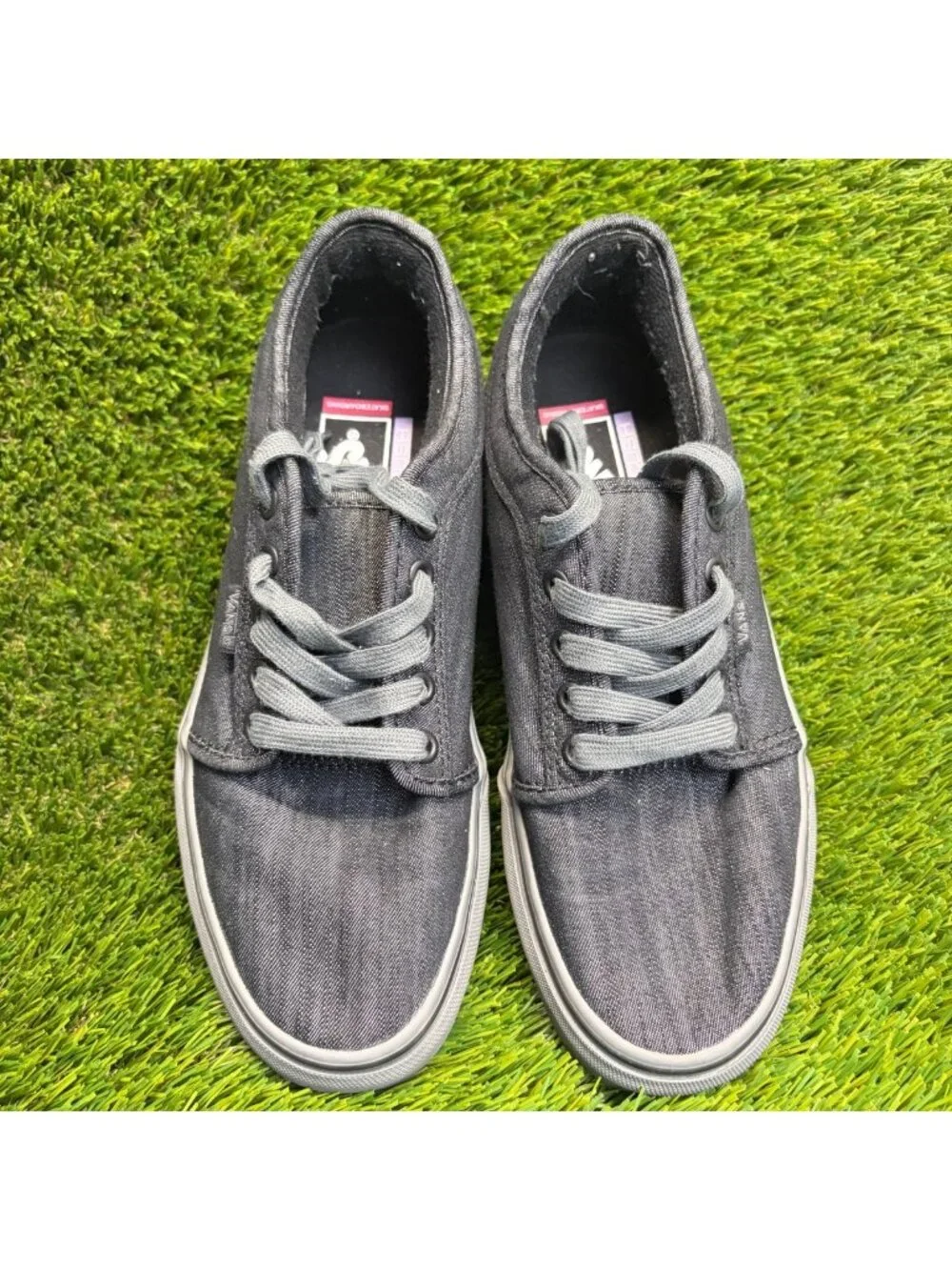 Vans Chukka Low Pro Mens Size 7 Black Gray Athletic Walking Skate Shoes Sneakers